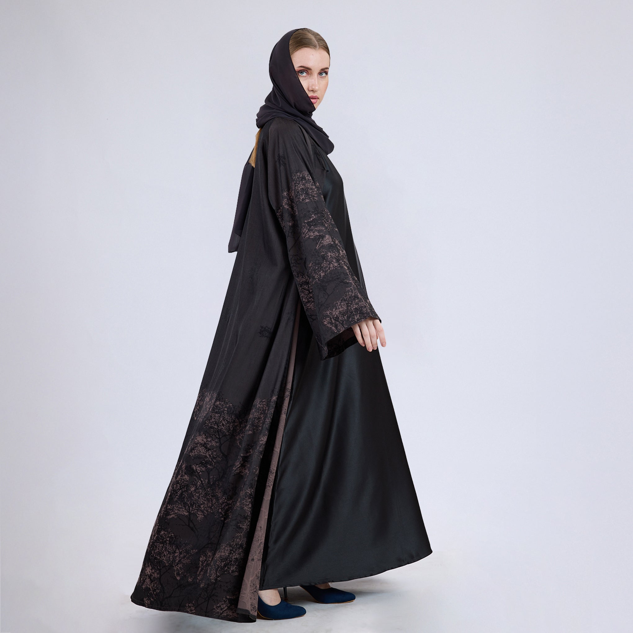 Printed Jacquard Open Abaya with Flared Sleeves Augerbine Grey