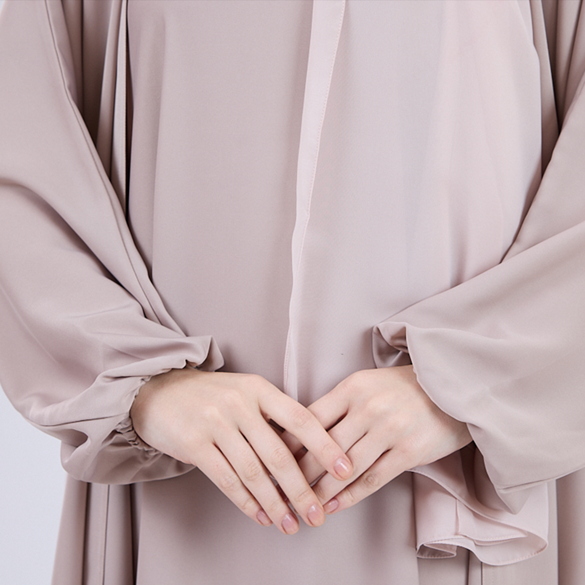 Nida Open Abaya with Elastic Sleeves