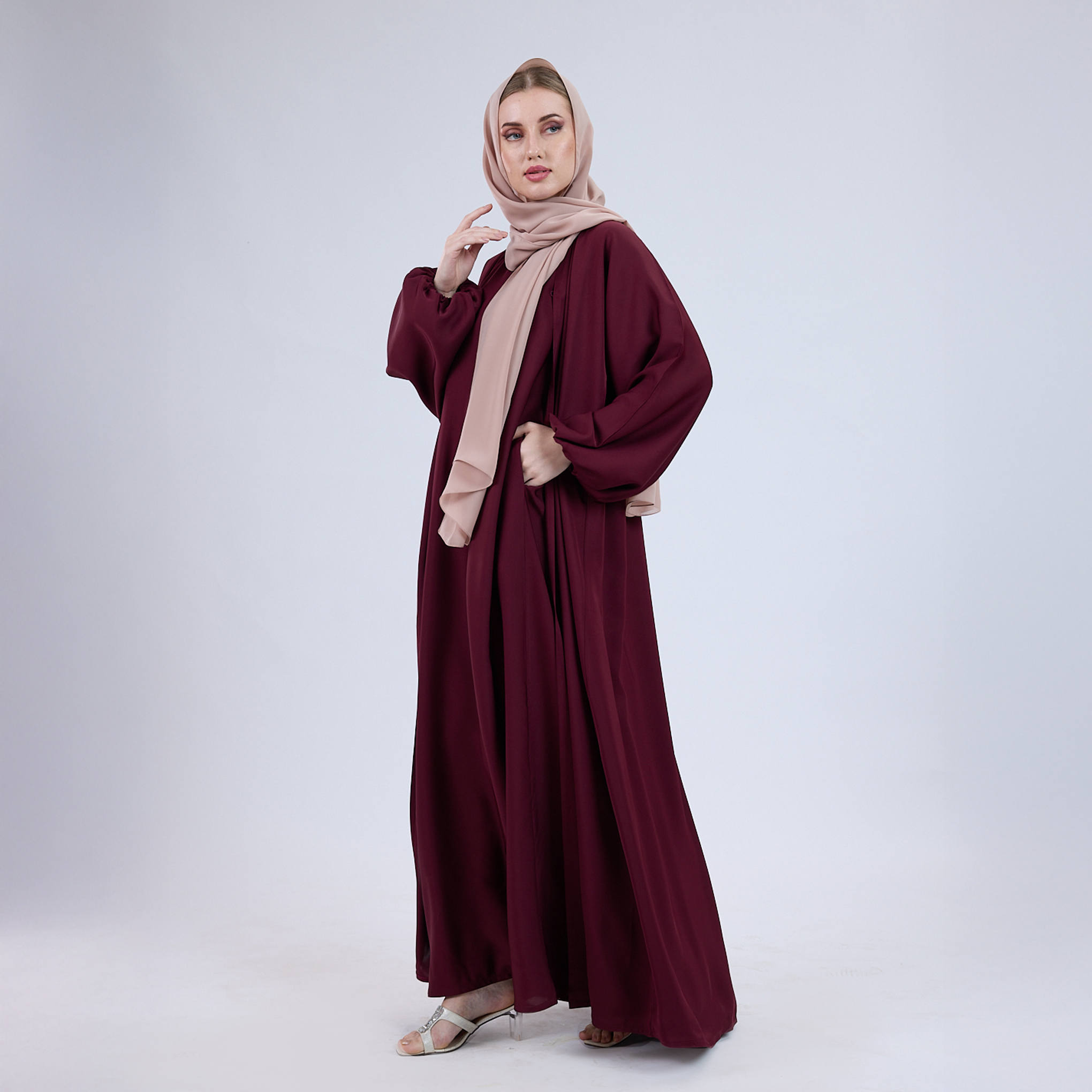Nida Open Abaya with Elastic Sleeves