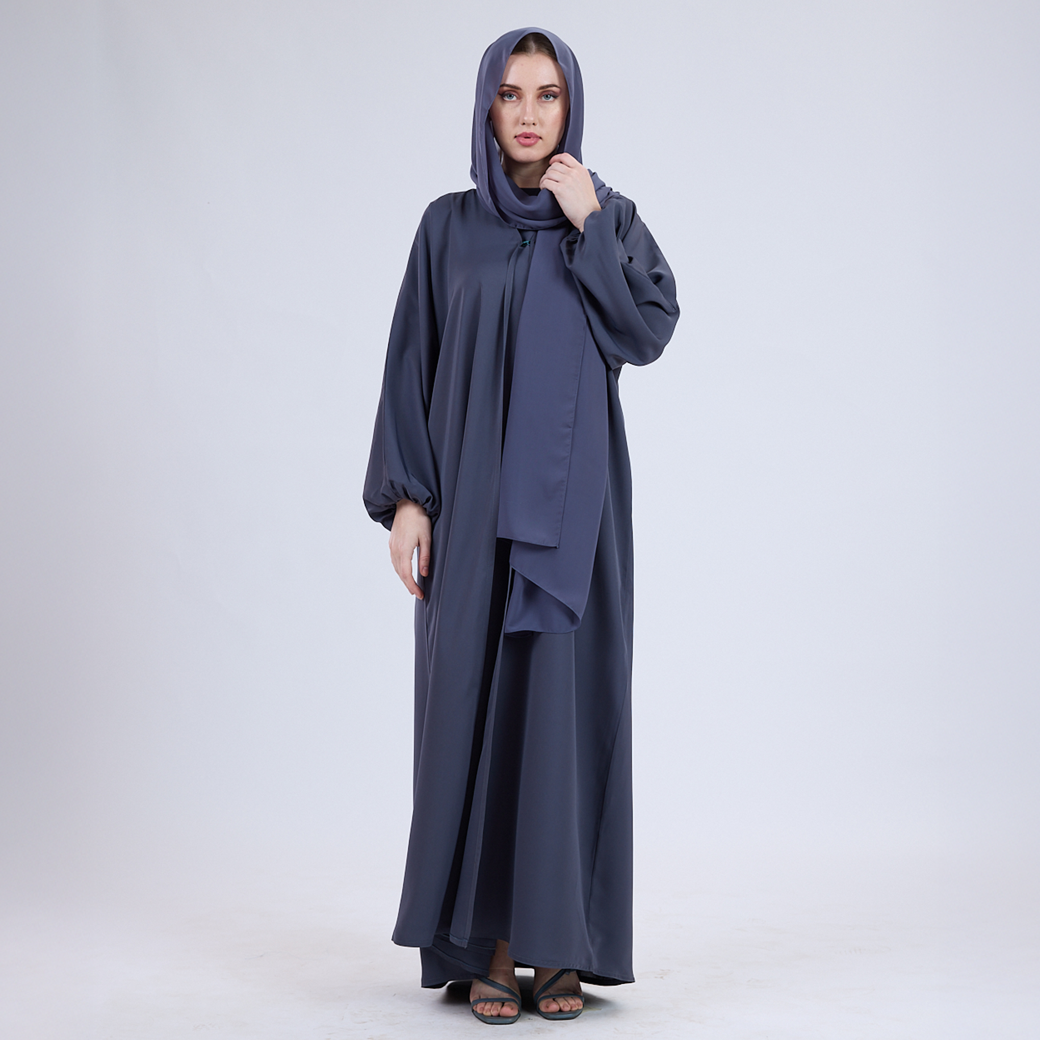 Nida Open Abaya with Elastic Sleeves