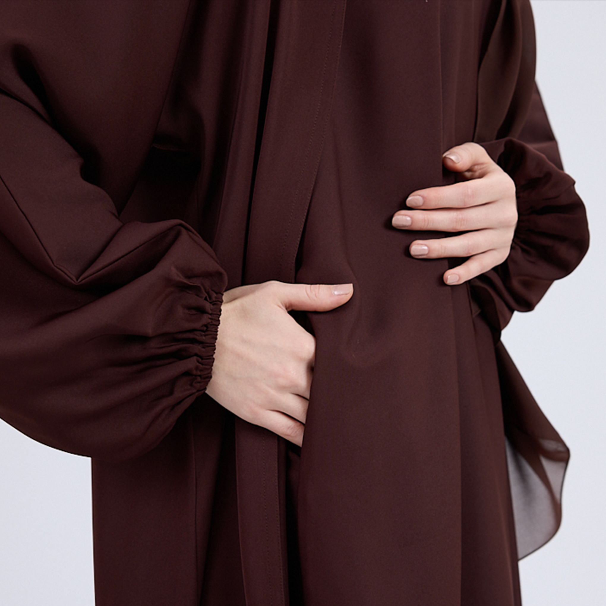Nida Open Abaya with Elastic Sleeves