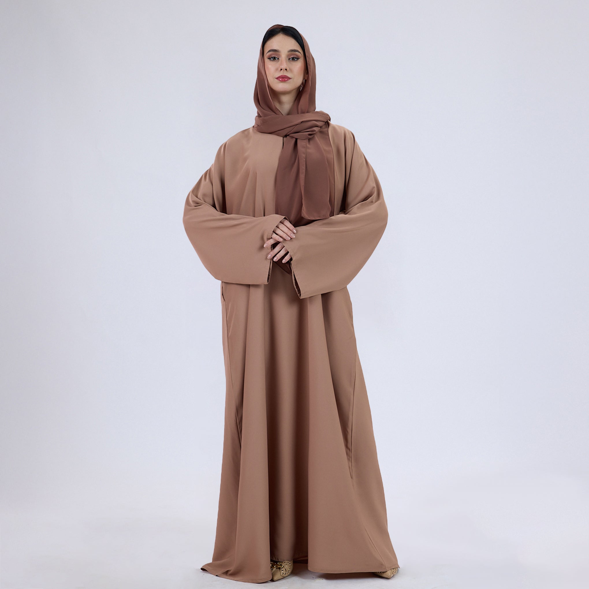 Nida Fabric Classic Closed Abaya With Wide Sleeves Camel Brown