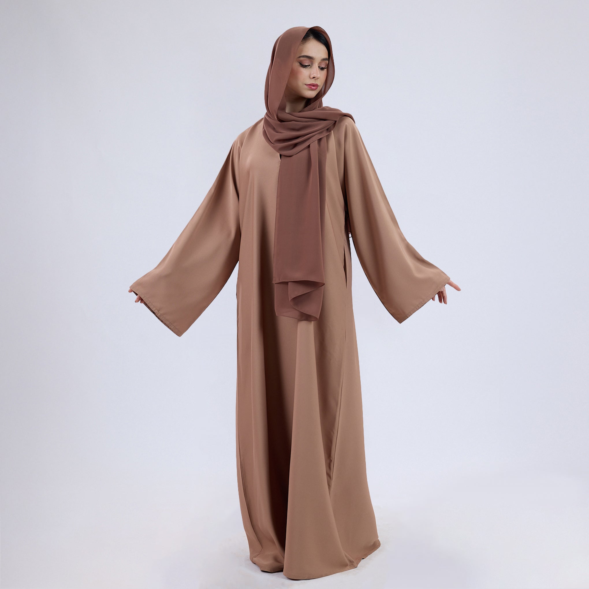 Nida Fabric Classic Closed Abaya With Wide Sleeves Camel Brown