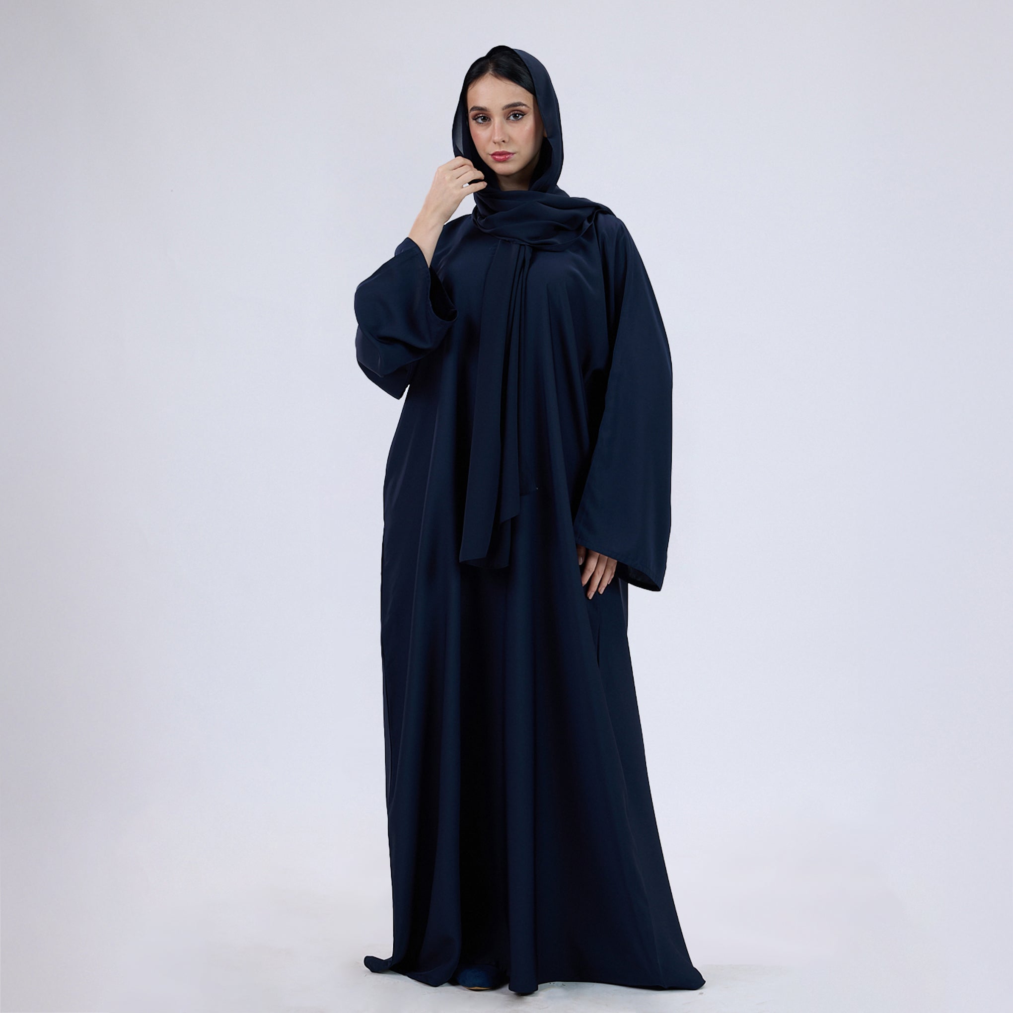 Nida Fabric Classic Closed Abaya With Wide Sleeves