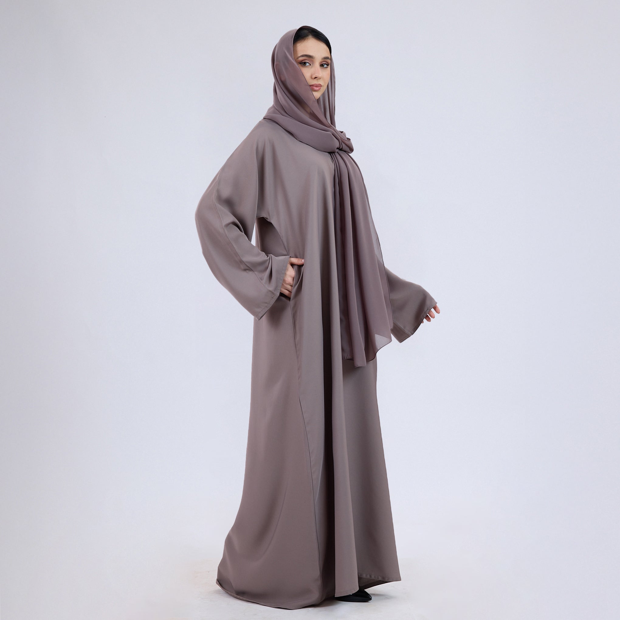 Nida Fabric Classic Closed Abaya With Wide Sleeves Desert Sand