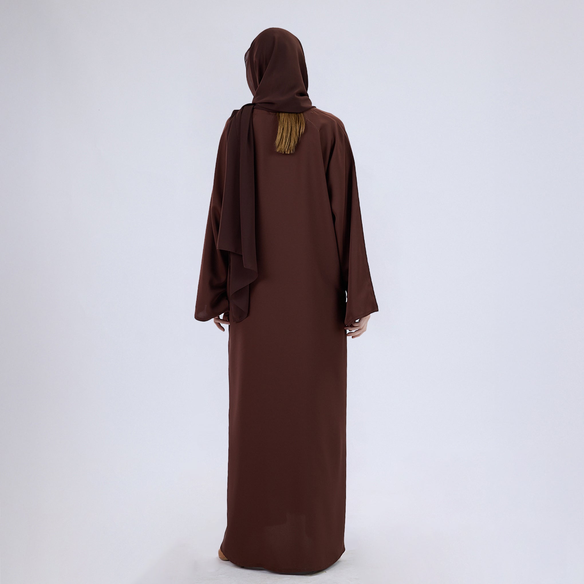Nida Fabric Classic Closed Abaya With Wide Sleeves