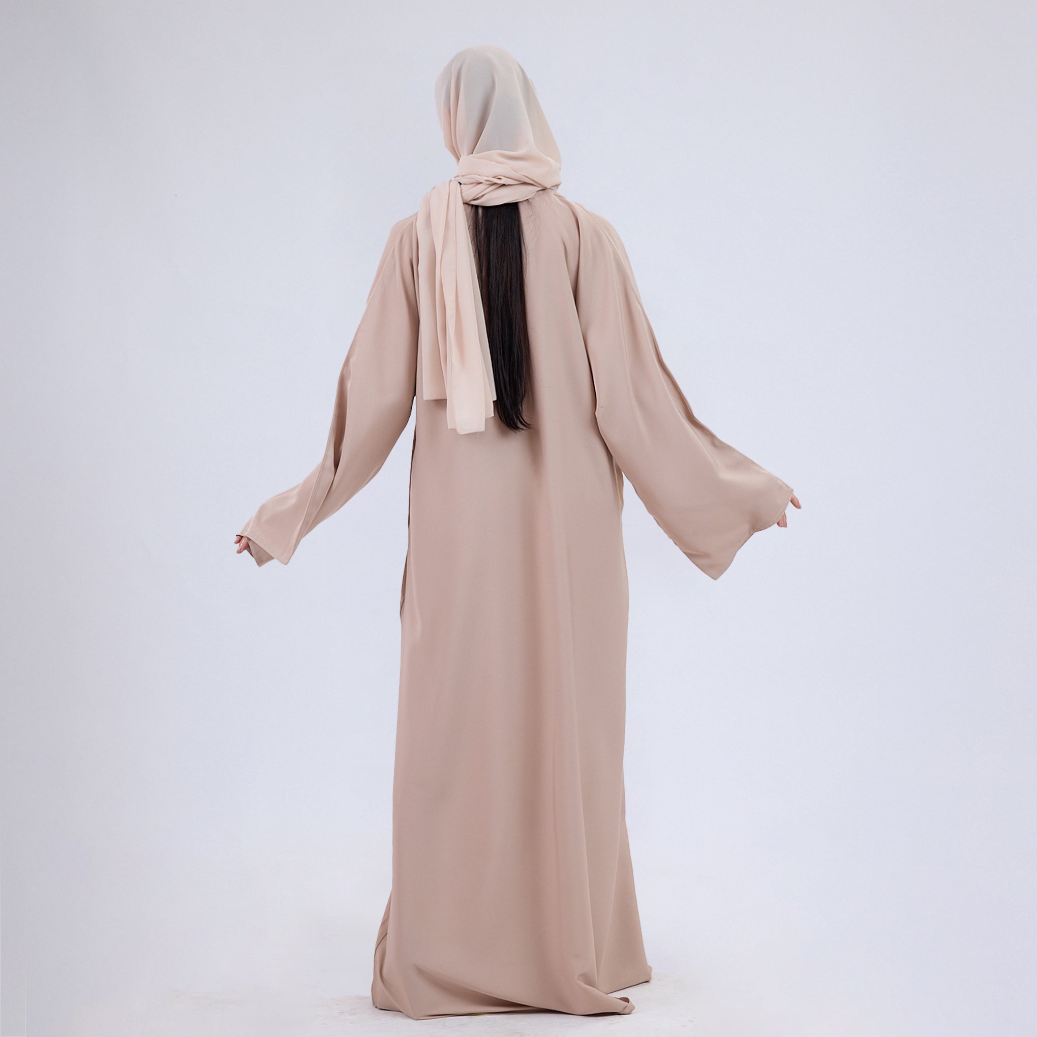 Nida Fabric Classic Closed Abaya With Wide Sleeves