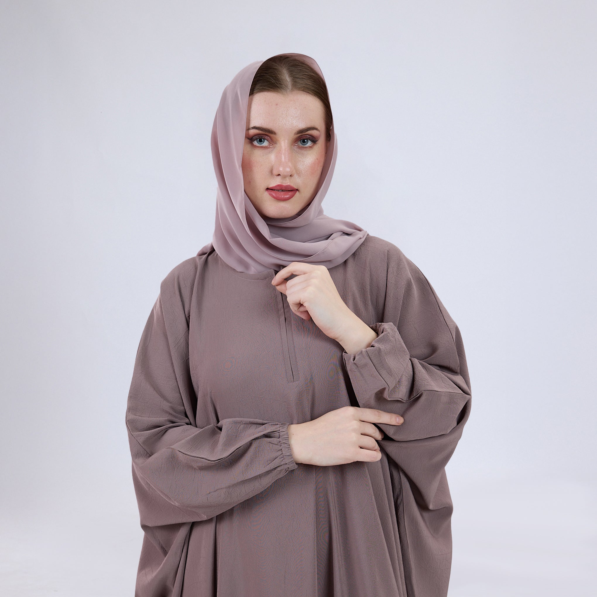 Crush Crepe Butterfly Abaya with Elastic Sleeves & Front Zip