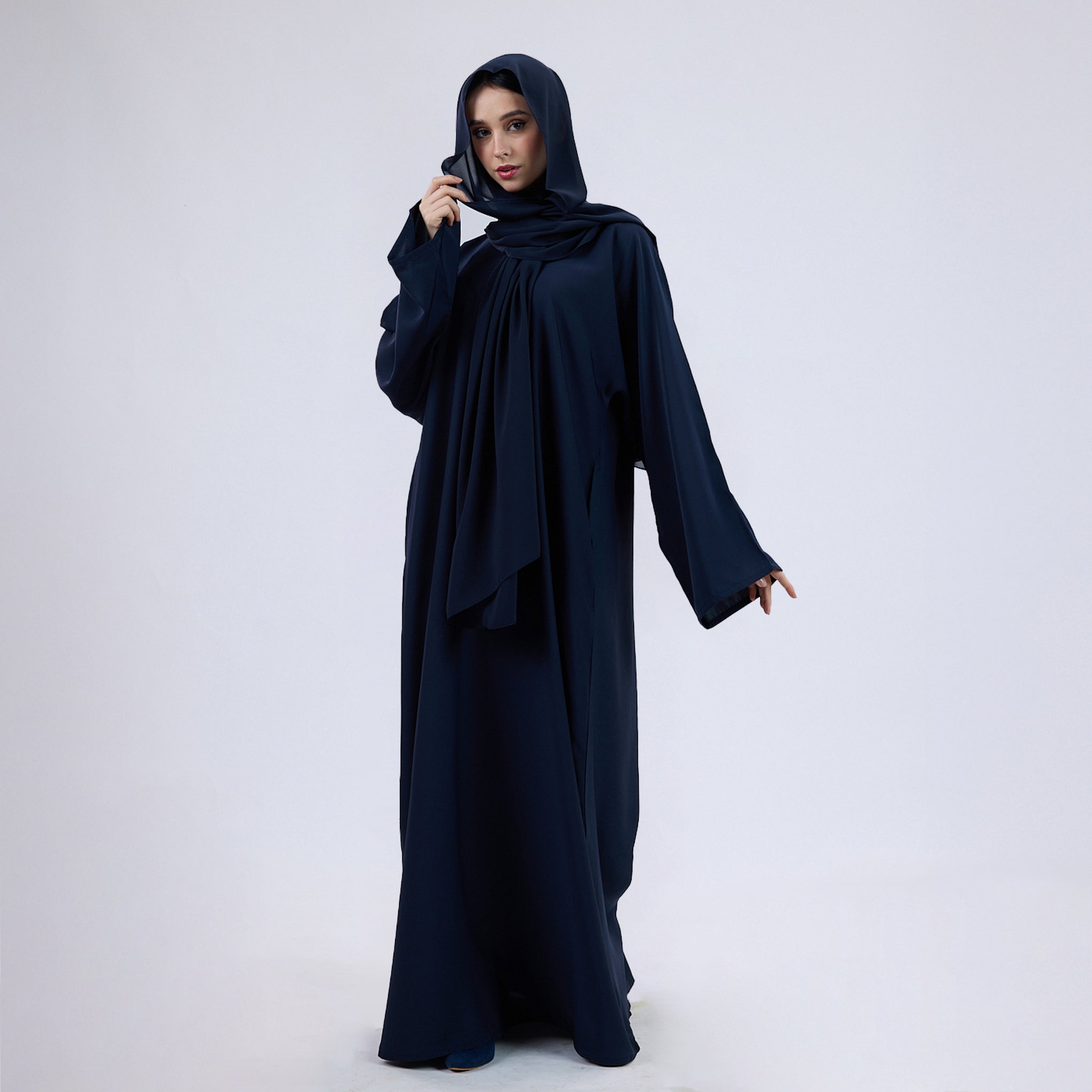 Nida Fabric Classic Closed Abaya With Wide Sleeves