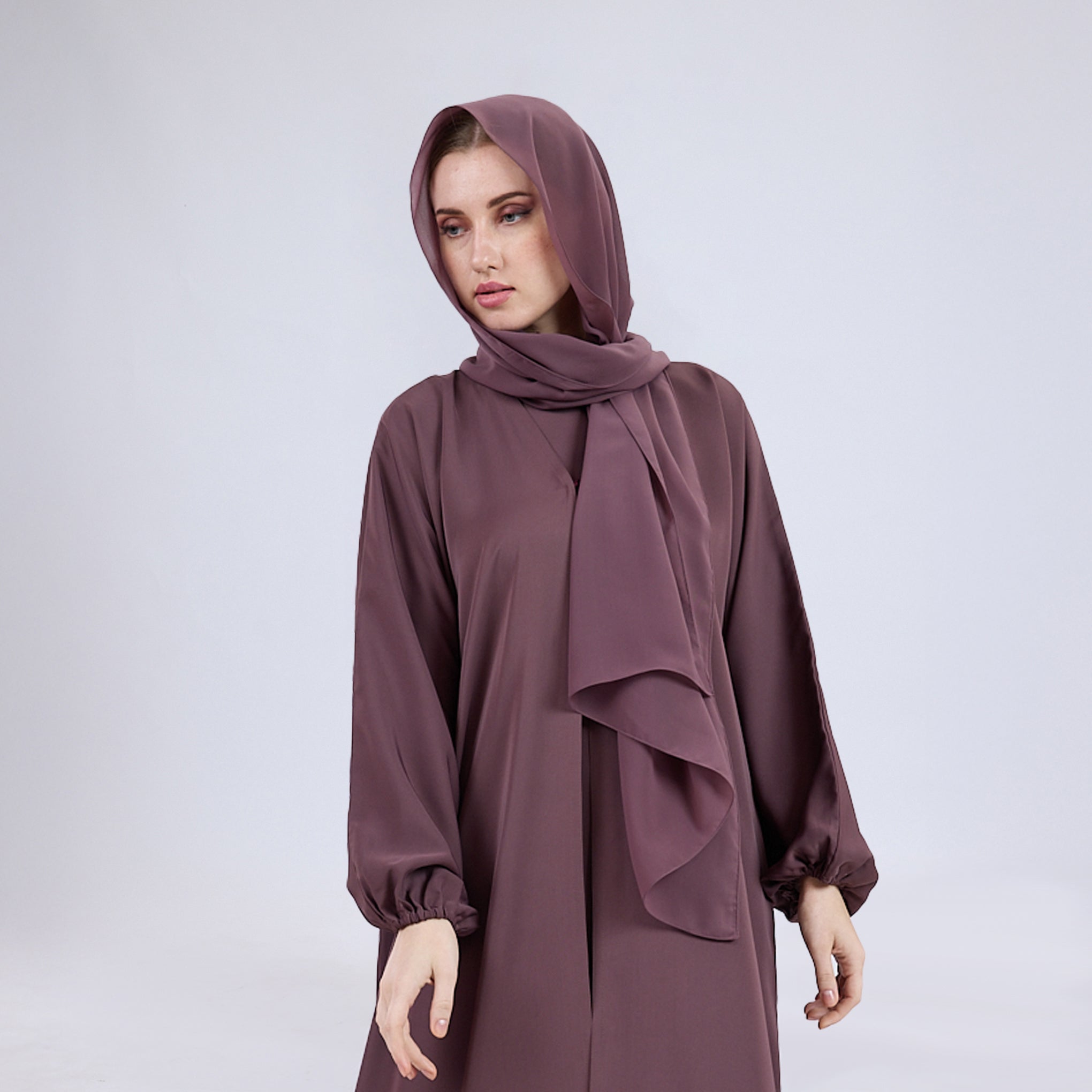 Nida Open Abaya with Elastic Sleeves